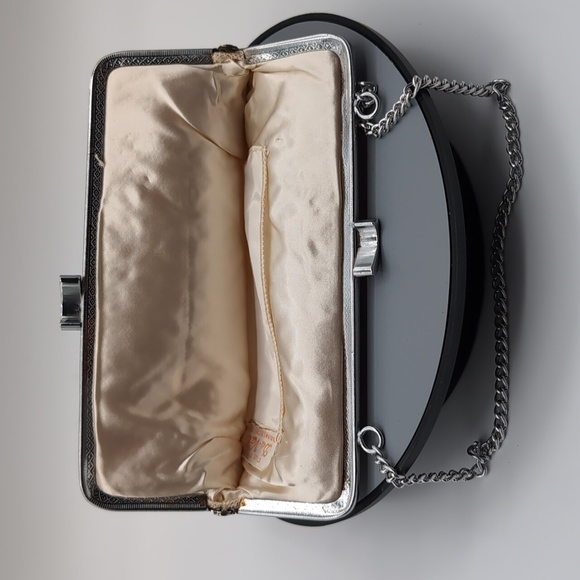 Du-Val|NWOT Champagne Pink Clutch With Silver Toned Detailing & Studded Pattern - Picture 4 of 10